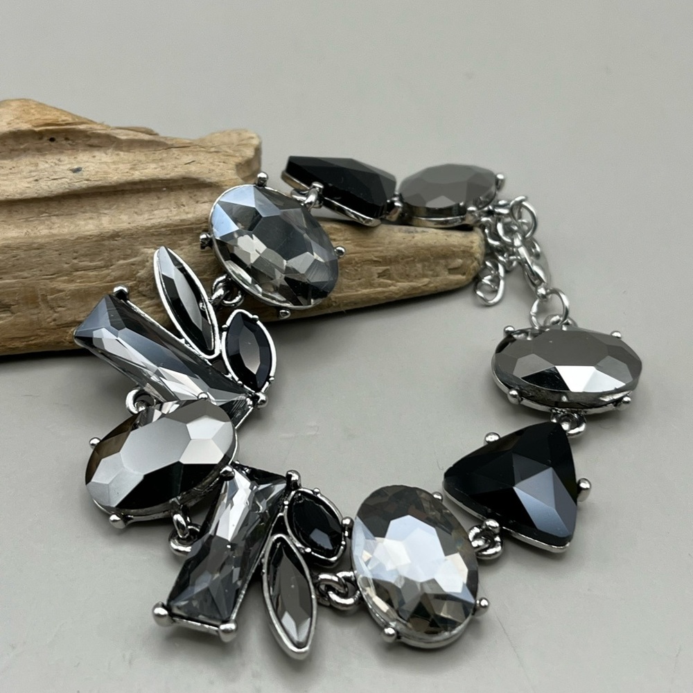 Elegant Silver and Black and Smoke Crystal Bracelet - Picture 2 of 3